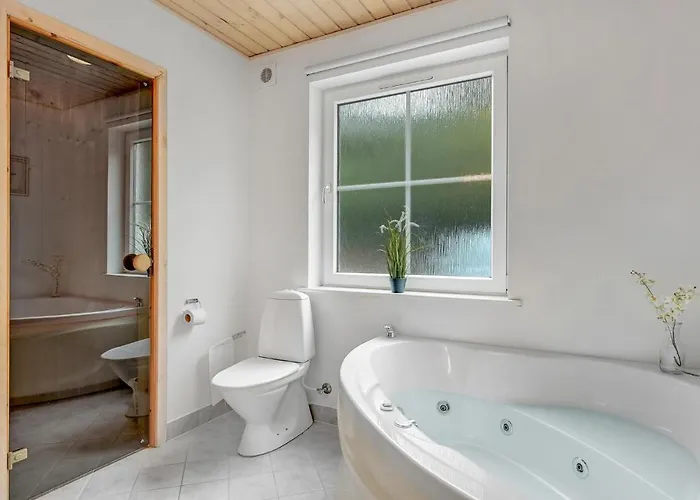 Vakantiehuis Cozy In With Kitchen *